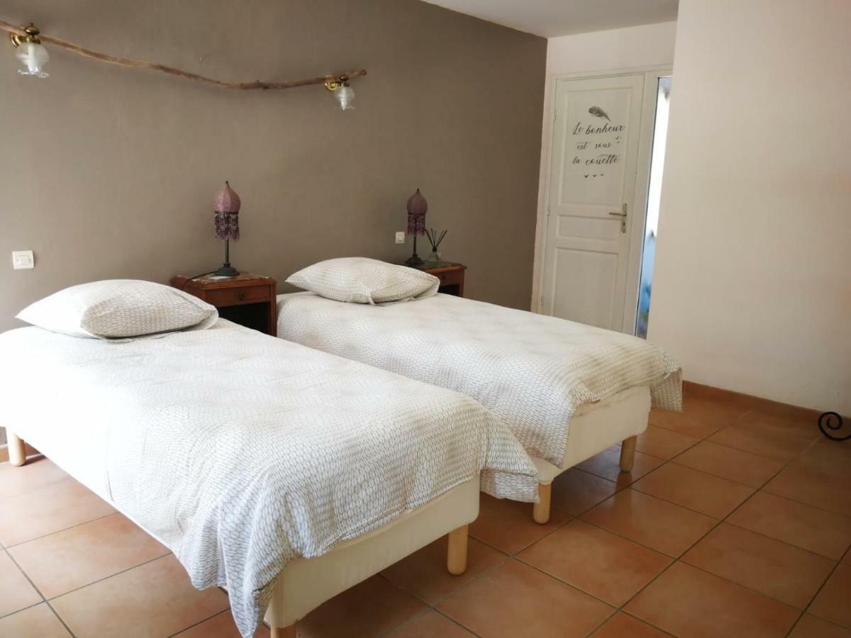 Les Chambres De Capucine Carcagny Dış mekan fotoğraf